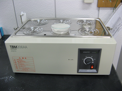 溶解性蒸発残留物の量の試験の写真